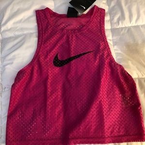 Nike pinned cropped tank top